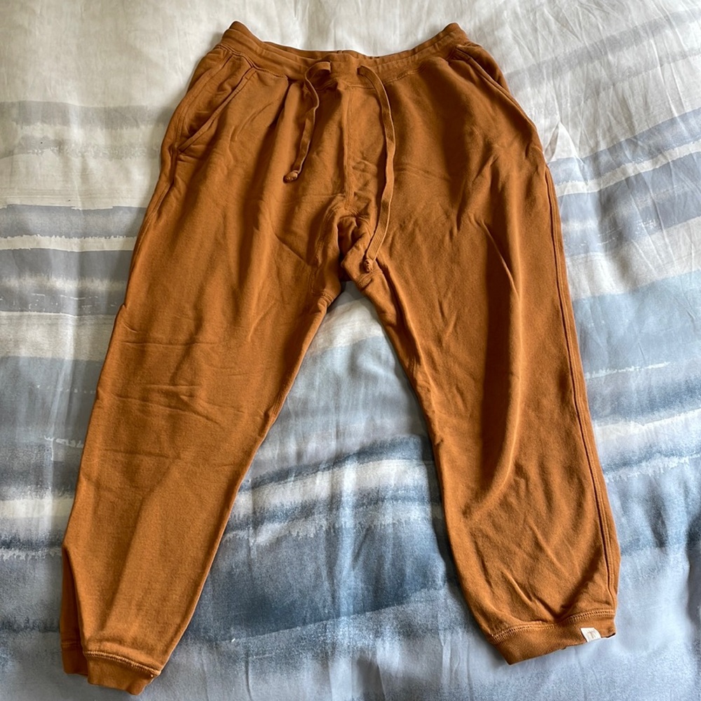 TKEES sport jogger